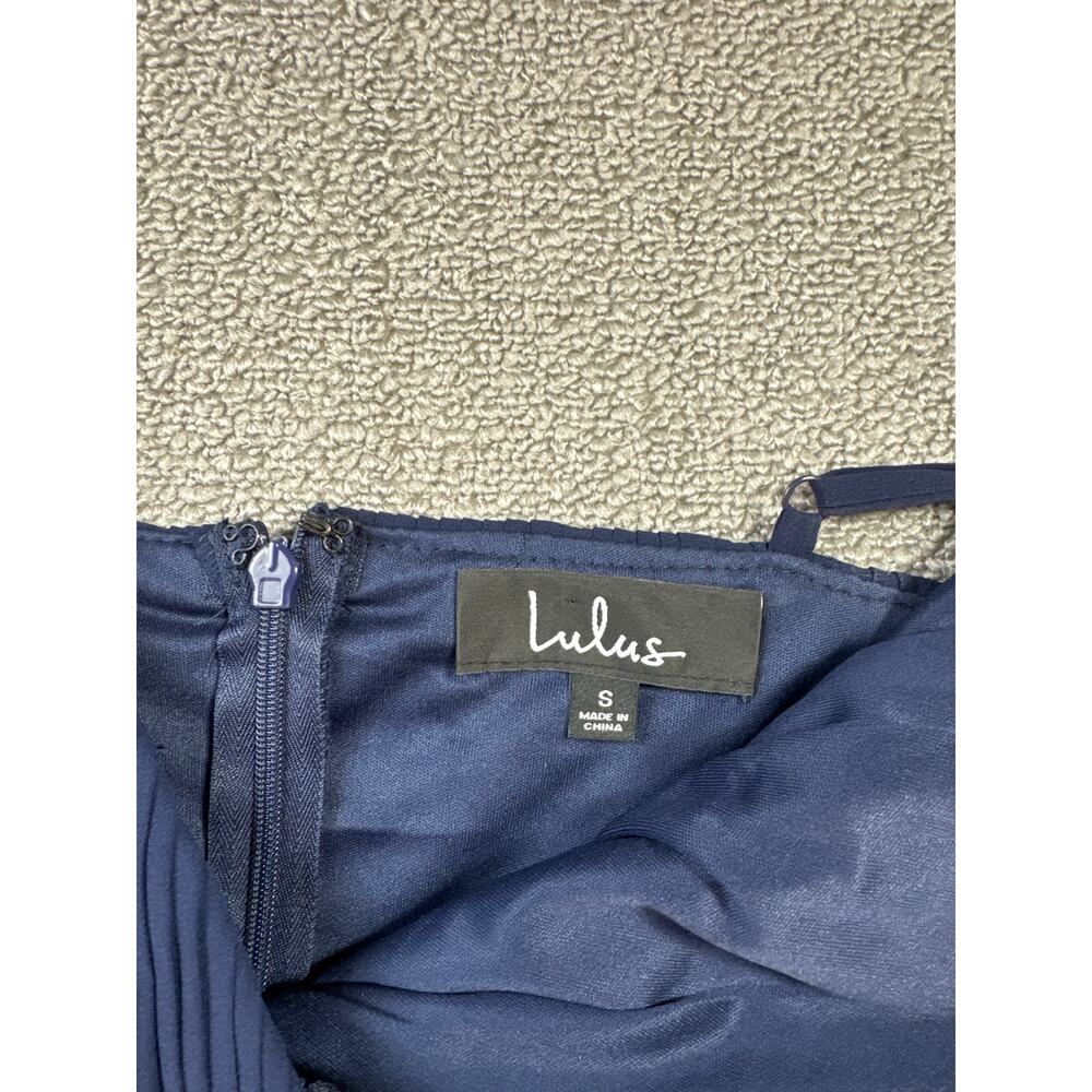 Lulus Date With a Daydream Lace Tiered Maxi Dress Navy Blue Size Small - Picture 6 of 12